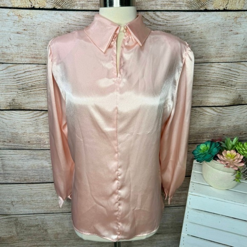 5/$25 Risky Business Pink Satin Blouse Long Sleeve Button Up Secretary Top 36